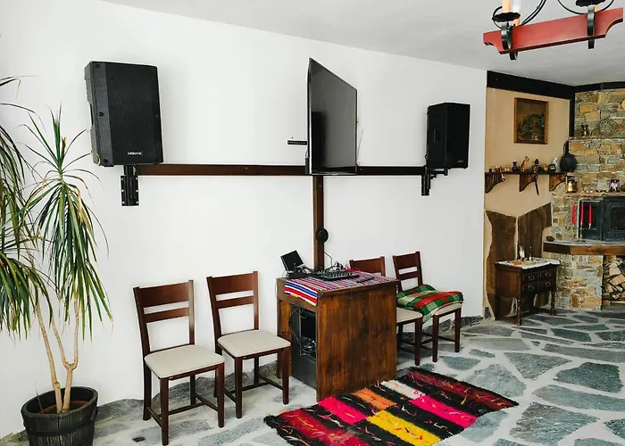 Rimovata Kashta Guest House