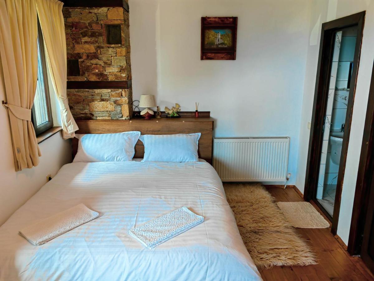 Rimovata Kashta Ferienhaus *